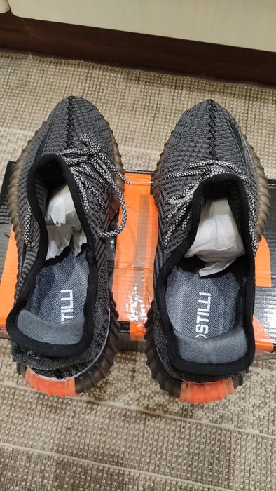 Кросівки чоловічі