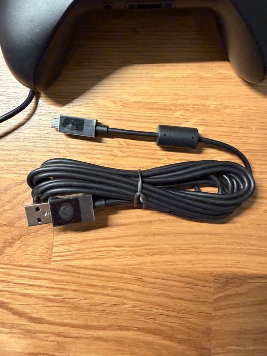 Геймпад Microsoft Xbox One + Windows