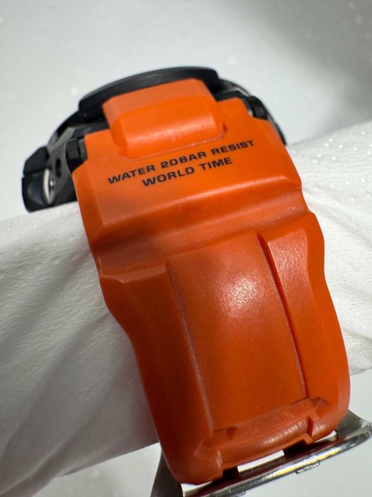 CASIO GA-1000-4A G-SHOCK SKY COCKPIT Quartzo Laranja Preto