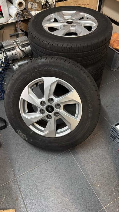 4 jantes com pneus para ford transit custom