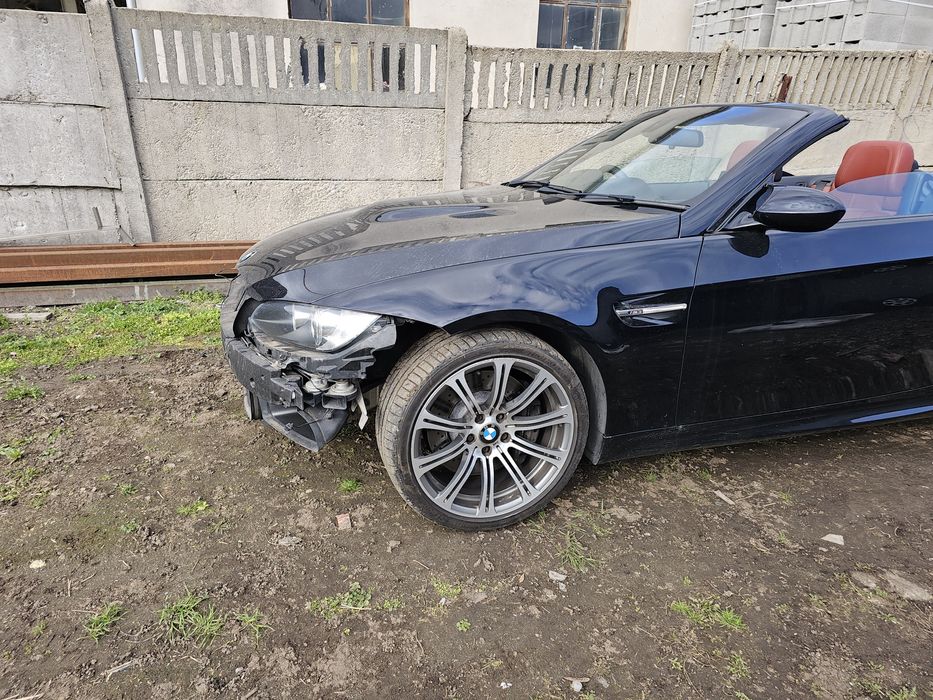 Bmw m3 e92 e93 m3  blotnik  przód   lewa storna