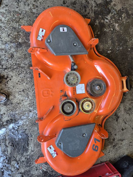 Kosisko deck agregat tnący Husqvarna  zero turn