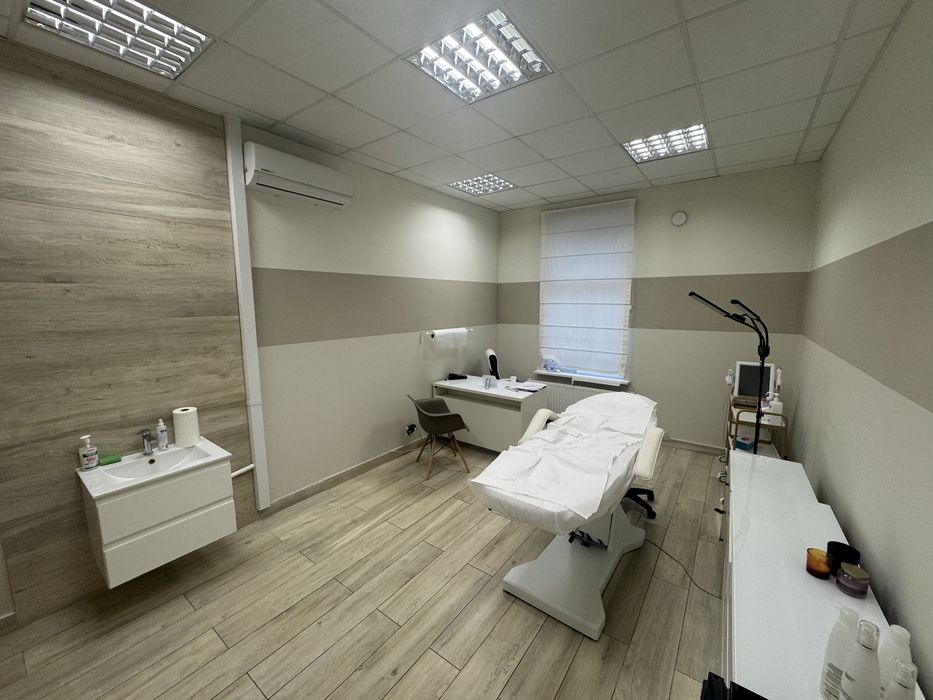 Wynajme gabinet lekarski, kosmetologiczny, specjalistyczny Centrum