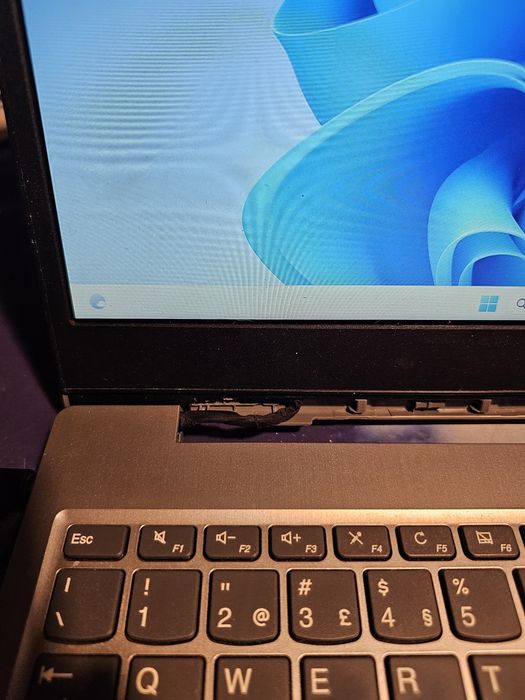 Portátil Lenovo slim ideapad 3 Windows 11 e office
