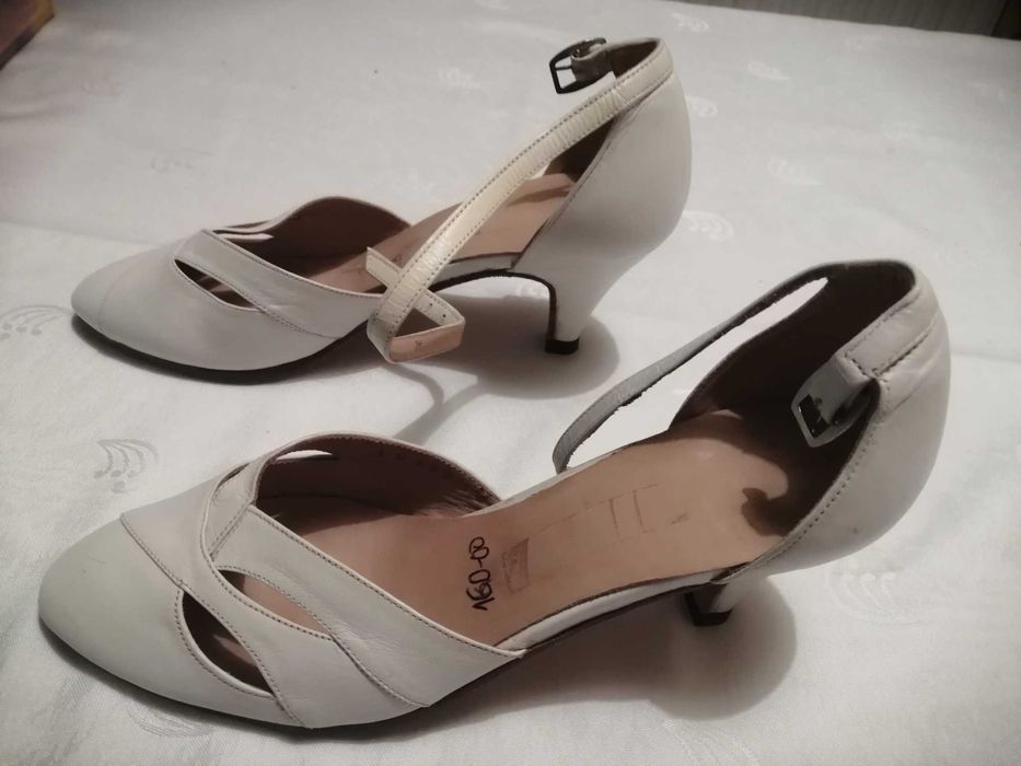 damskie buty  na obcasach