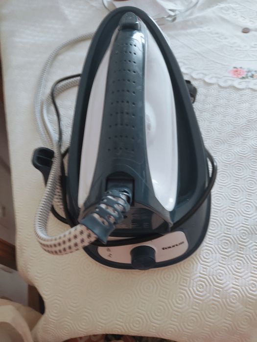 Vendo ferro de engomar.