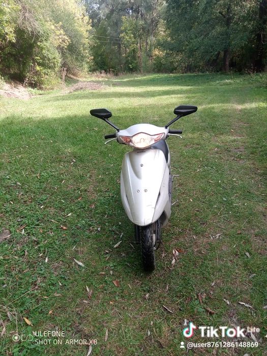 продам скутер хонда жіо