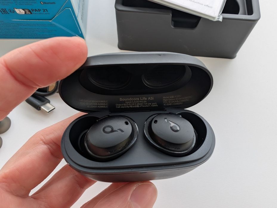 Навушники Soundcore by Anker life a3i