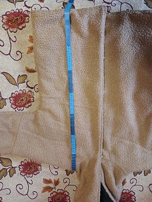 Продам женскую куртку