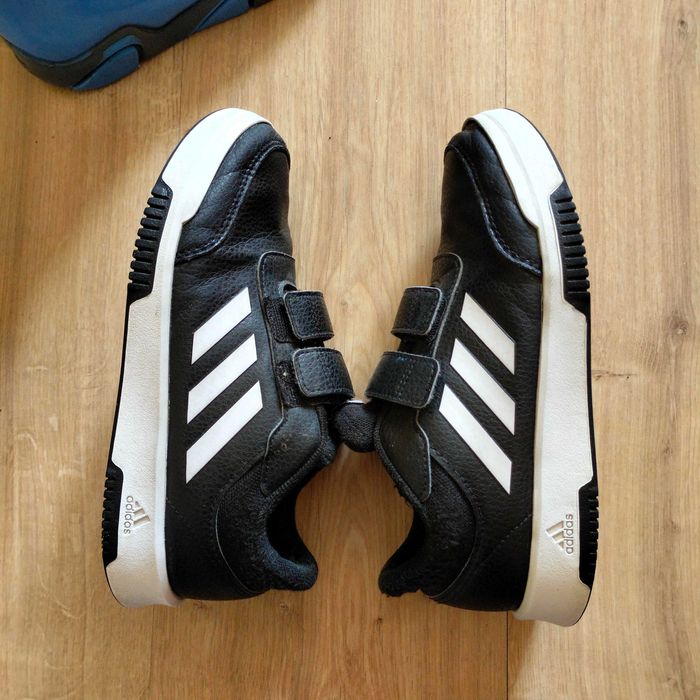 Кросівки Адідас р. 36