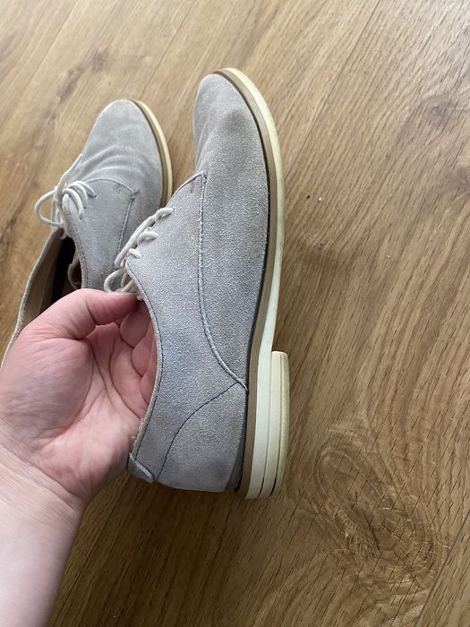 Buty 39, kolor jasno szary