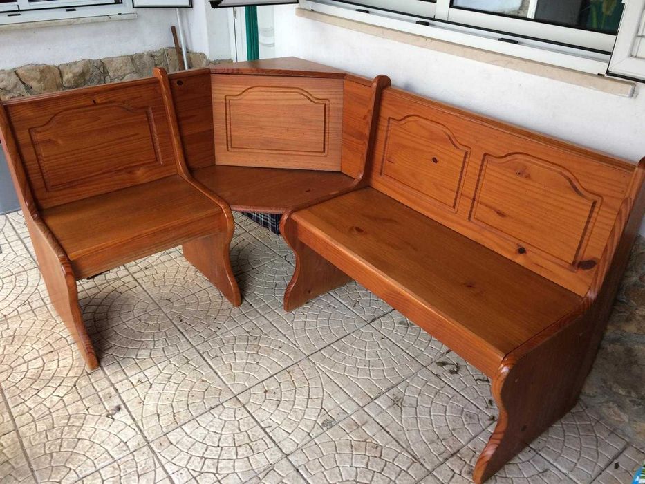 Passo porta alumínio escuro 230cm x 88,5cm com caixilho e fechadura.