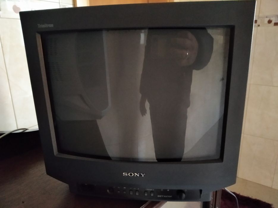 Sony TV  37   cm