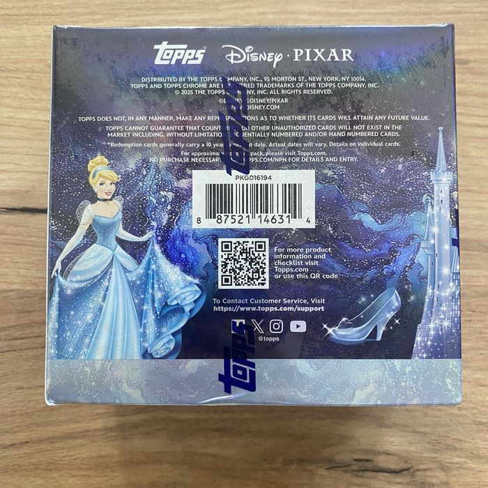 2025 Topps Chrome Disney Sapphire Edition Nova e Selada