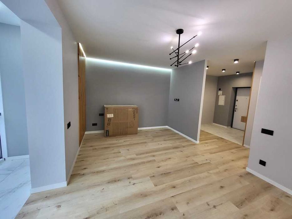 Продажа 2-х к.кв. на этаже кладовка 3,5 кв.м ул. Почтовая д.119, ЖК 1.