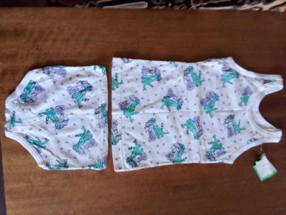 Продам детские вещи