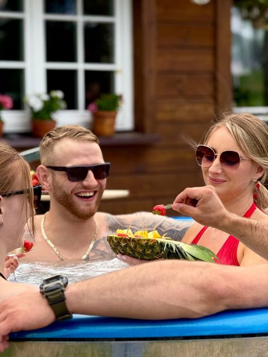 Bania u Bujaka > Mobilne jacuzzi, Balia /SAUNA - Suwałki + okolice