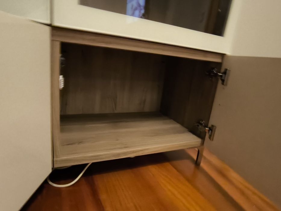Móvel louceiro/vitrine modular (IKEA)