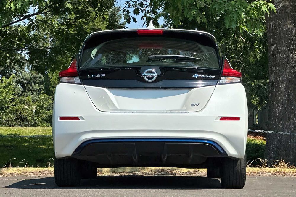 Nissan LEAF SL 2019 зі США, від $7 797 — доставка й розмитнення під ключ