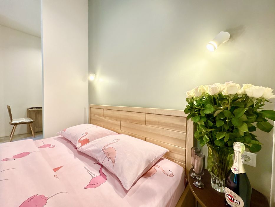 {19}Квартира посуточно подобово автономне опалення метро 23 августа