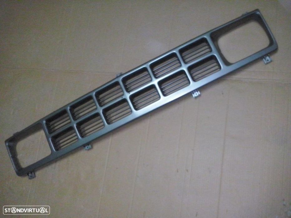 Grelha Bedford Isuzu Kbd25 Kbd26 Kbd27 NOVA