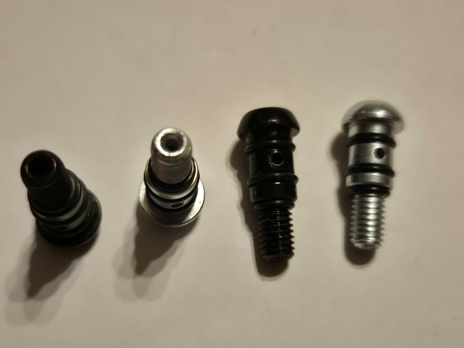 Śruba banjo przewodu hamulca- zacisku