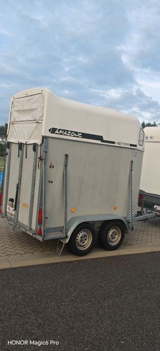 Przyczepa do przewozu koni 1350 dmc 2004r sprawna bucmanka