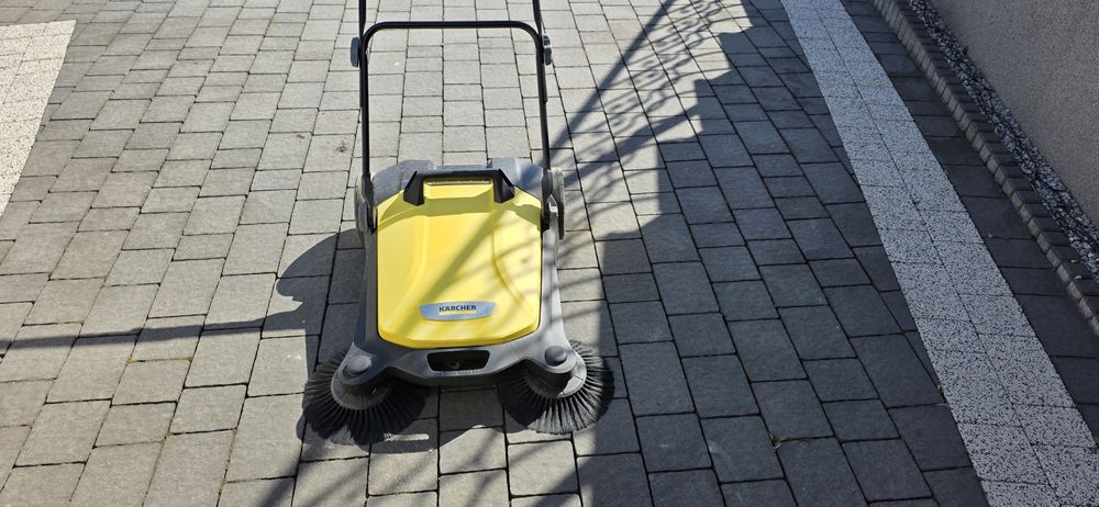Zamiatarka Karcher S4 twin