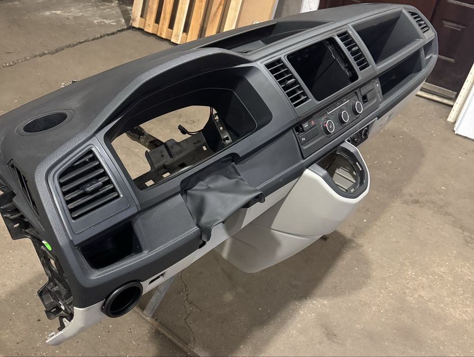 Vw t6 дверные карты, торпедо