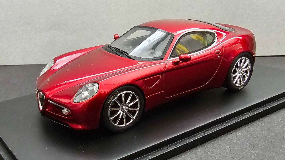1:43 Spark Alfa Romeo 8C Łódź Polesie • OLX.pl