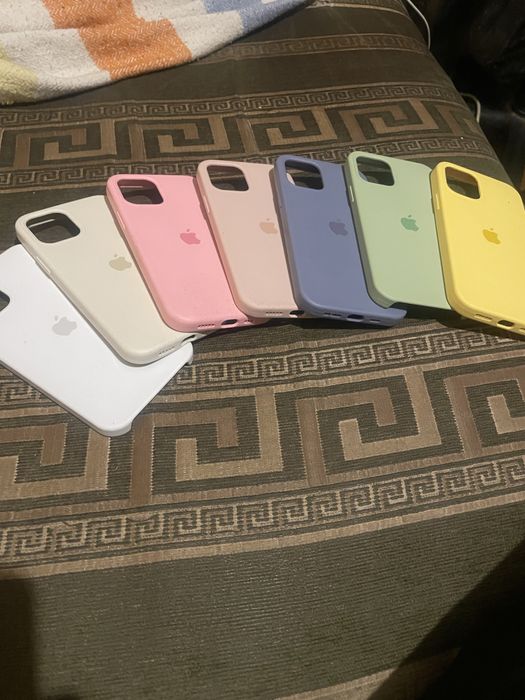 Продам чехлы iPhone 12 Pro