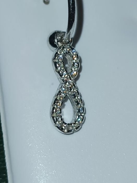 Brincos de argola em prata de lei