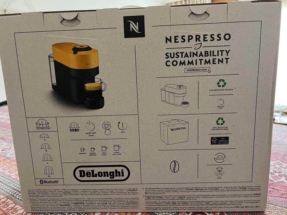 Máquina café nespresso Vertuo amarela
