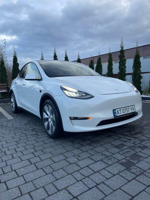 Tesla Model Y Long Range Dual Motor 82 kWh 7-ми місна