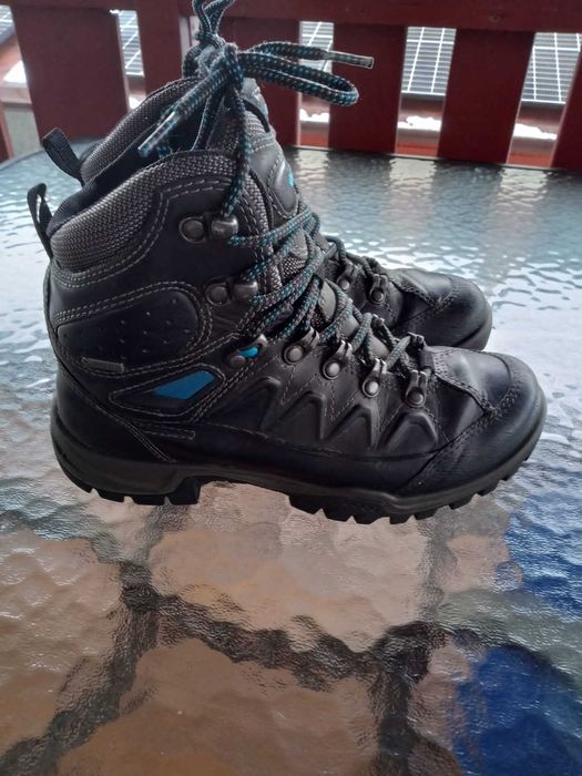 Buty trapery sportowe firmy ecco