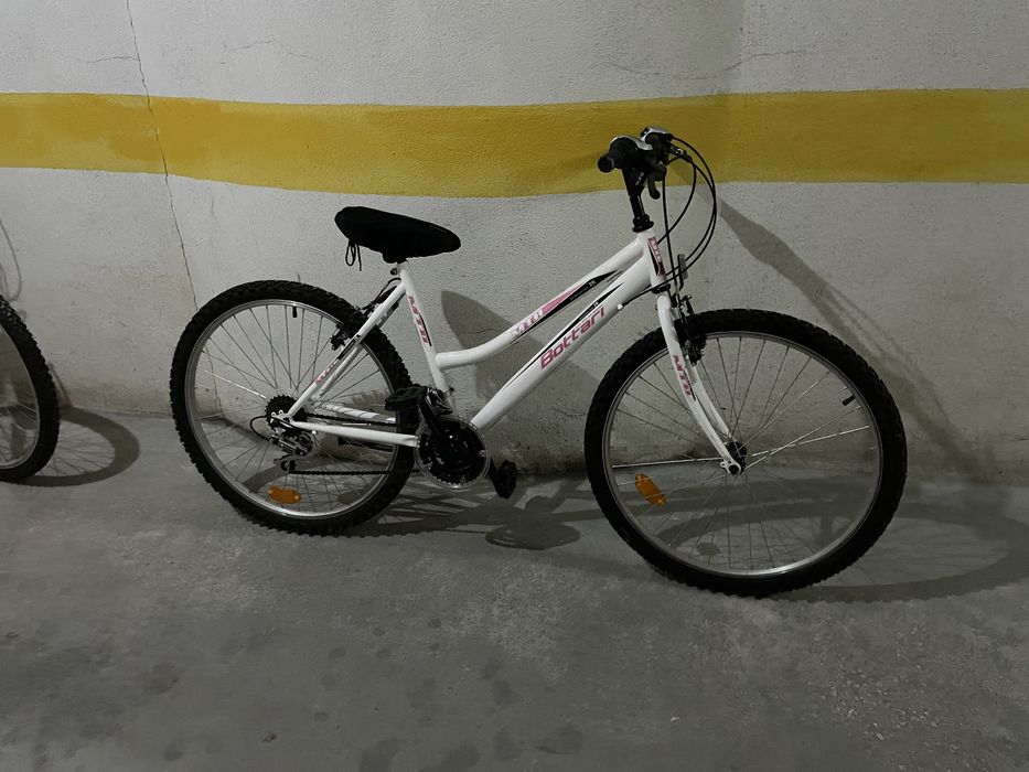 Bicicleta semi nova
