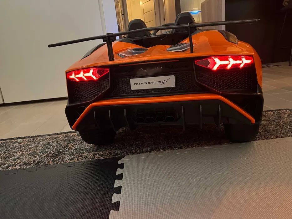Lambo Aventadorr Pełna Opcja, Miękkie Koła & Siedzenie BDM0913