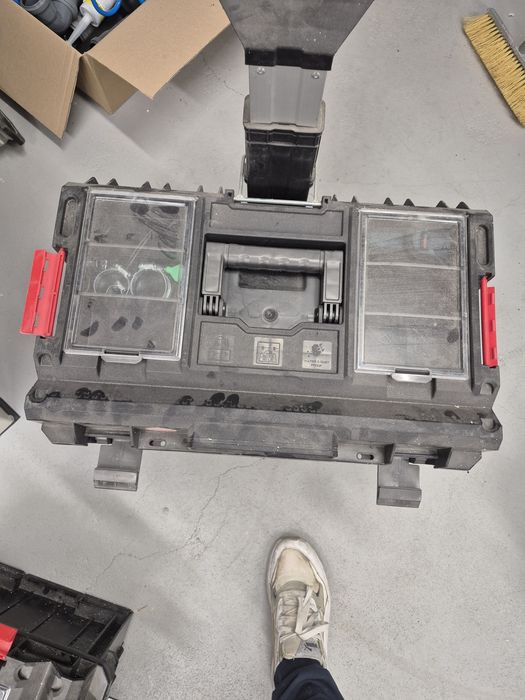 Zestaw skrzyń narzędziowych Qbrick System ONE + PRO | Mobilny warsztat