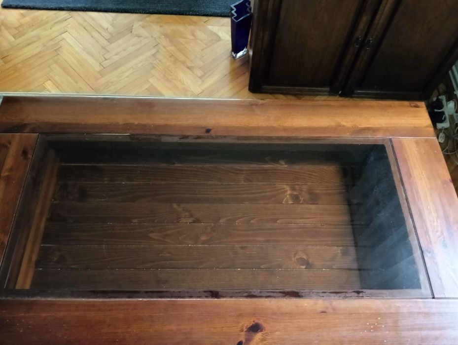 Stół kawowy z litego drewna