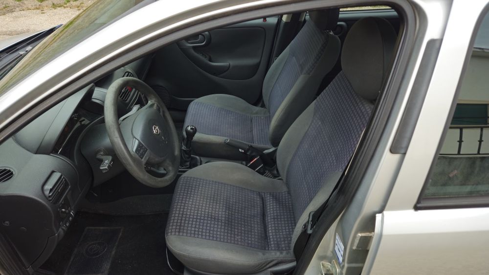 Opel Corsa - 1.2 Comfort