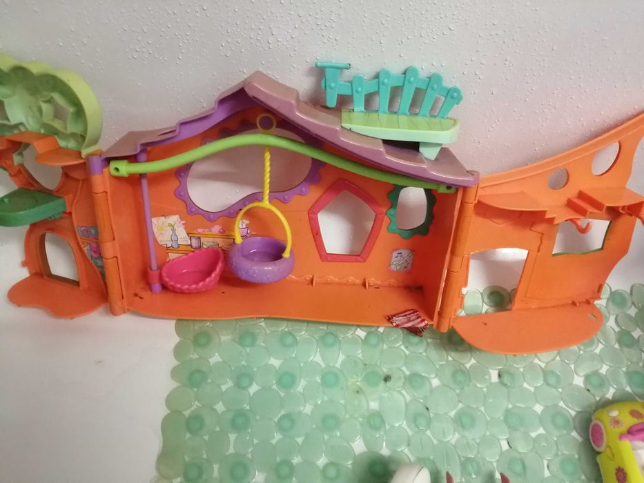 Casa da Litle Pet Shop usada mas sem nada estragado