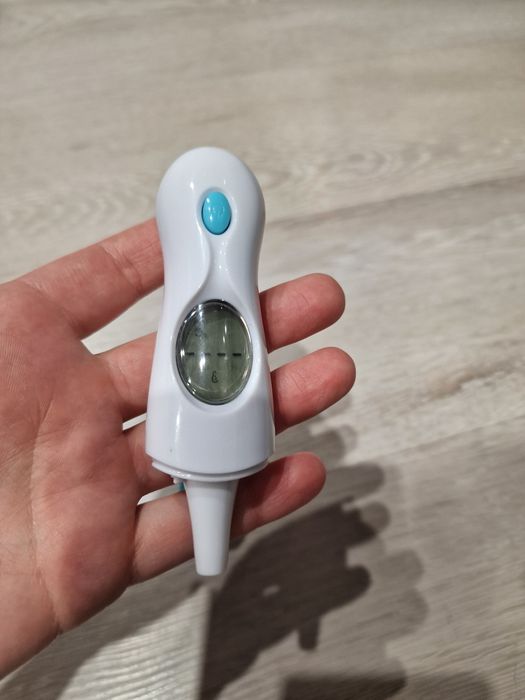 Elektroniczny termometr Controly do ucha i czoła