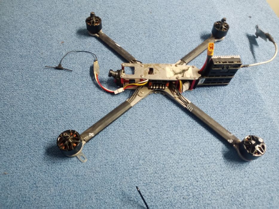 ФПВ 10 дрон FPV квадрокоптери