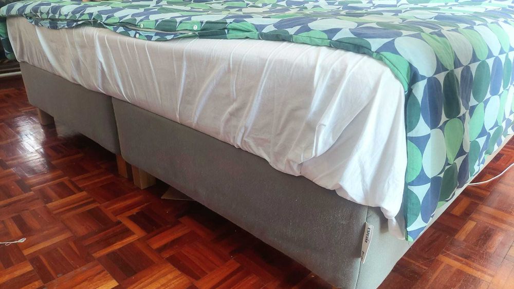 CAMA king size IKEA 70% desconto. Motivo viagem