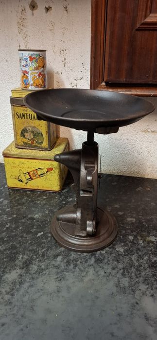 Antiga Balança de cozinha