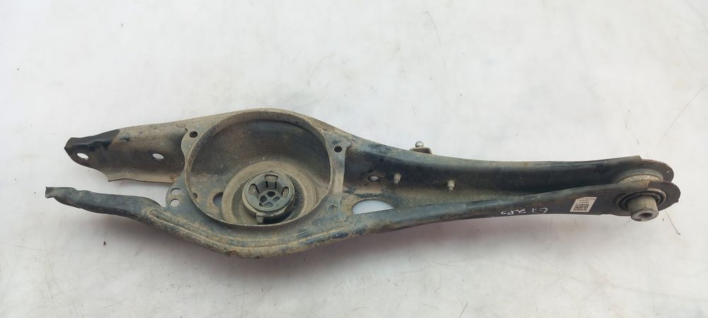 Braço de suspensão trás esquerdo VOLKSWAGEN Golf VII Variant (BA5, BV5