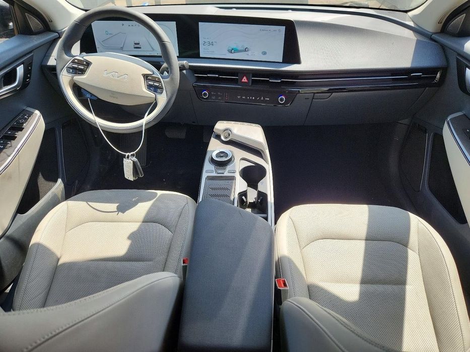 Kia EV6 2024 року з США