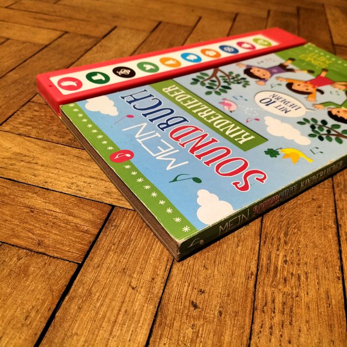 Książka dźwiękowa z melodiami piosenek wraz z bateriami