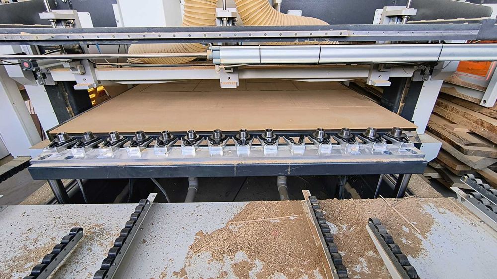 Przemysłowa frezarka CNC INFOTEC 3121 PRO EVO