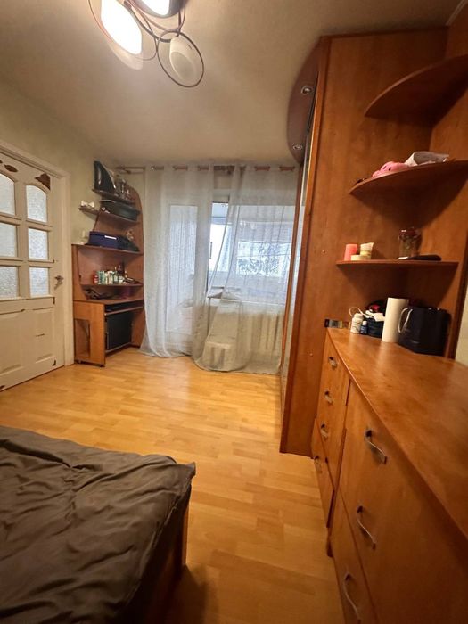 Продам 3 ком квартира  косметический ремон